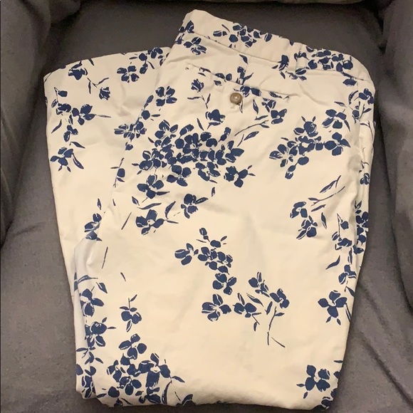 2/$25 💙 GAP Skinny Ankle Pants in Bi-Stretch - Picture 2 of 2